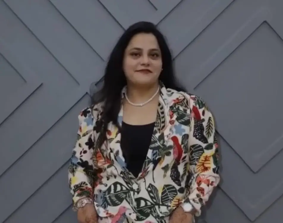 Alumna isha sharma at her capstone showcase