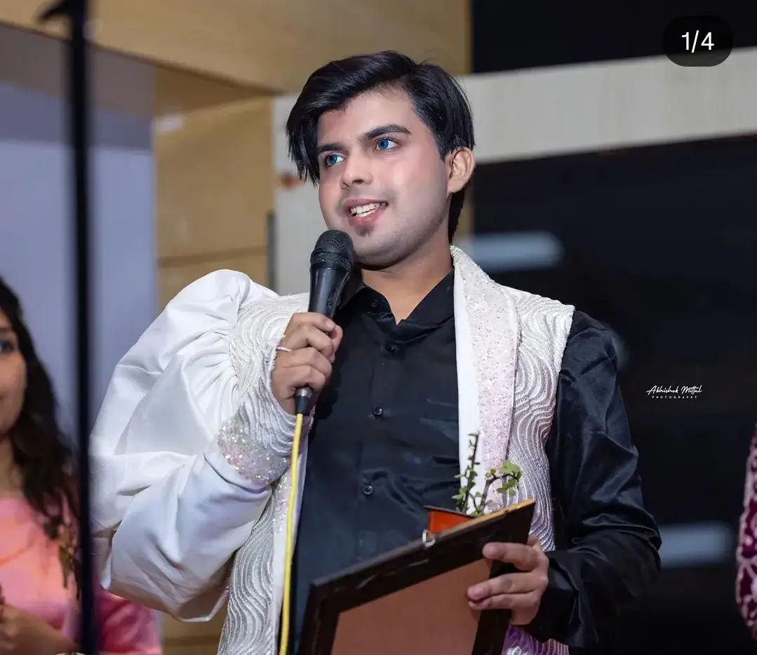 Sachin Rajput presenting his portfolio